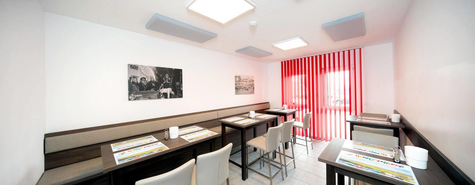 Cleverhotel Hotel